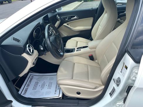 Used 2018 Mercedes-Benz CLA 250 4MATIC image 16