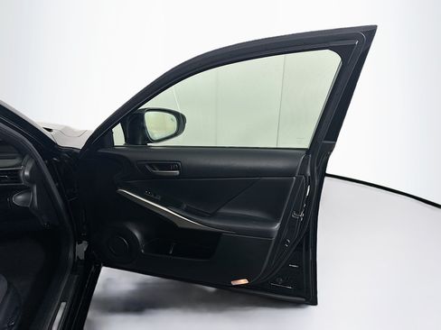 Used 2019 Lexus IS 300 w/ Navigation Package RWD image 33
