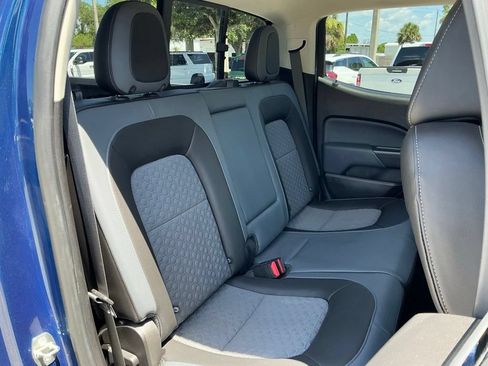 Used 2019 Chevrolet Colorado Z71 AWD/4WD image 16