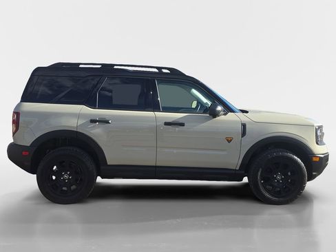 Used 2025 Ford Bronco Sport Badlands image 6