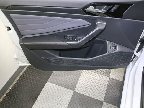 Certified 2025 Volkswagen Jetta GLI Autobahn FWD image 40