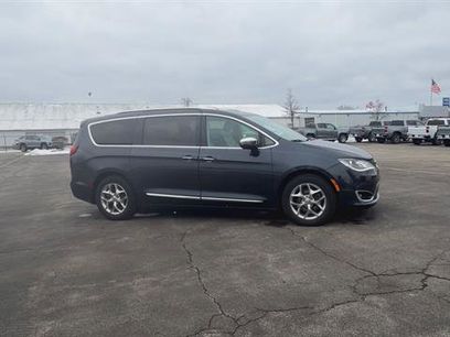 Used 2019 Chrysler Pacifica Limited