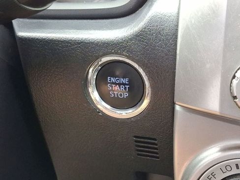 Used 2020 Toyota 4Runner SR5 Premium w/ Moonroof Package image 23