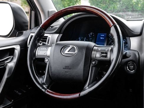 Used 2015 Lexus GX 460 w/ Premium Package AWD/4WD image 23