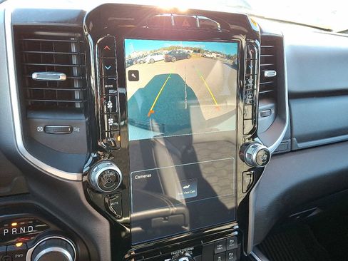 Used 2022 RAM 1500 Big Horn image 18