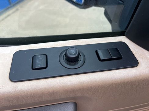 Used 2012 Ford F250 Lariat w/ Lariat Ultimate Pkg AWD/4WD image 25