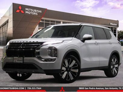 New 2025 Mitsubishi Outlander SE