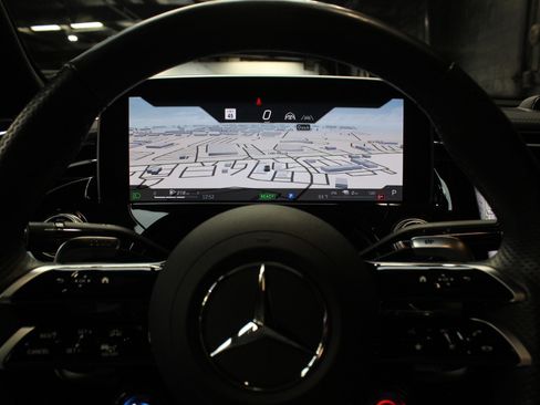 Used 2025 Mercedes-Benz E 53 AMG e 4MATIC Sedan image 85