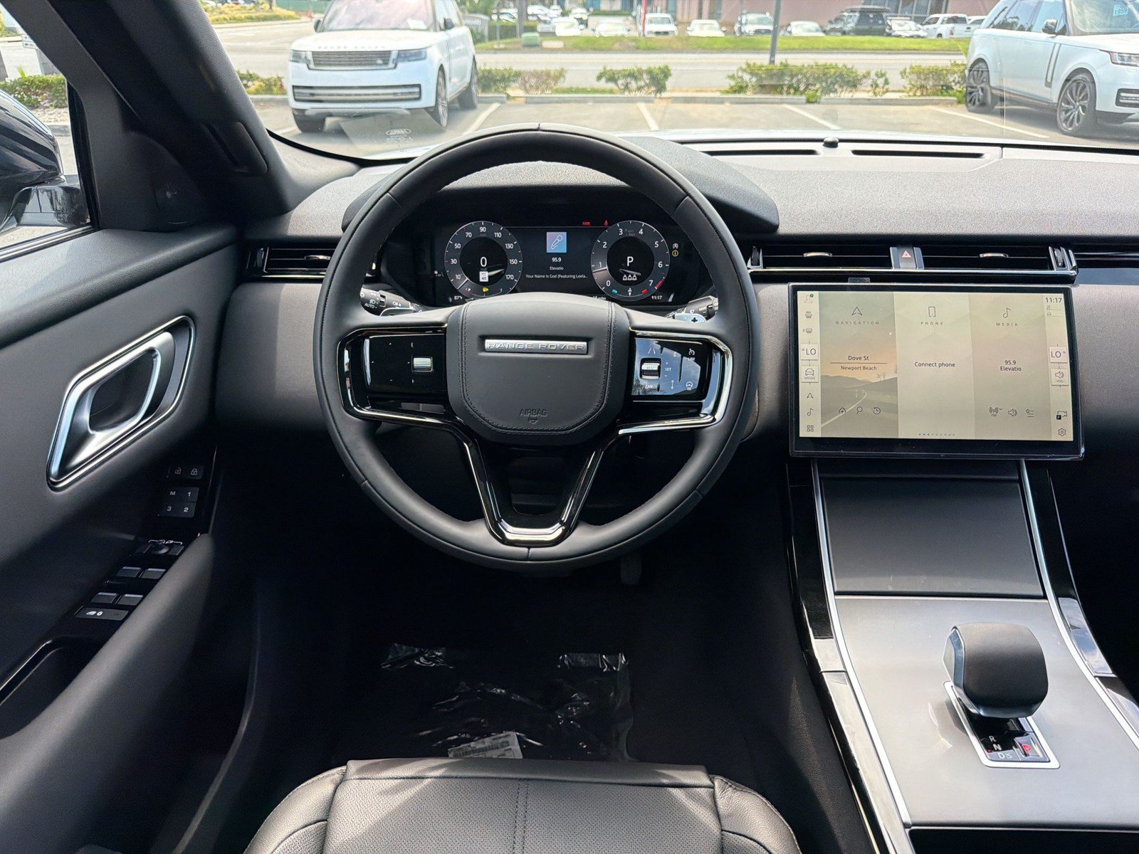 New 2026 Land Rover Range Rover Velar S AWD/4WD image 29