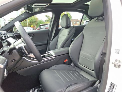 Certified 2025 Mercedes-Benz C 300 4MATIC Sedan image 13