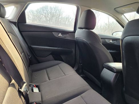 Used 2020 Kia Forte LXS FWD image 21