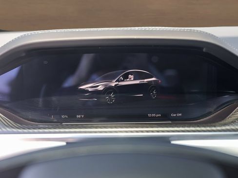Used 2022 Tesla Model X Plaid AWD/4WD image 14