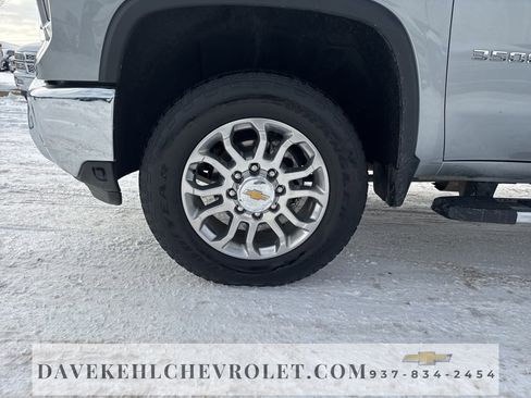 Used 2025 Chevrolet Silverado 3500 LTZ w/ LTZ Plus Package image 58
