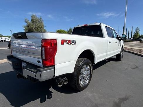 Used 2022 Ford F350 King Ranch w/ King Ranch Ultimate Package AWD/4WD image 4
