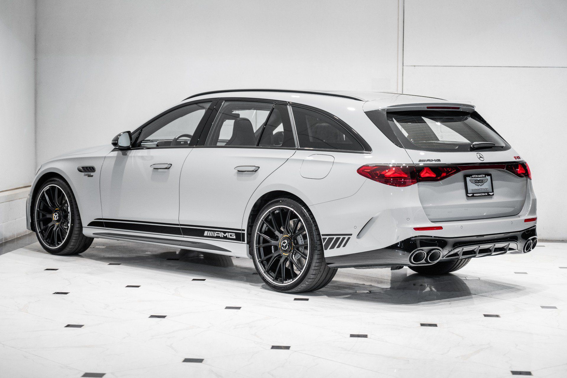 Used 2026 Mercedes-Benz E 53 AMG e 4MATIC Wagon image 7