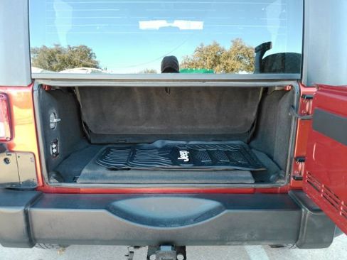 Used 2009 Jeep Wrangler X image 16