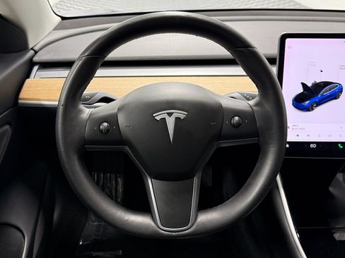 Used 2019 Tesla Model 3 Standard Range Plus RWD image 15
