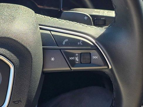 New 2025 Audi Q3 2.0T Premium image 35