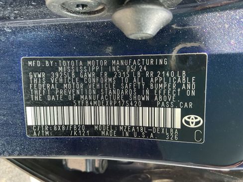 Used 2024 Toyota Corolla LE FWD image 39