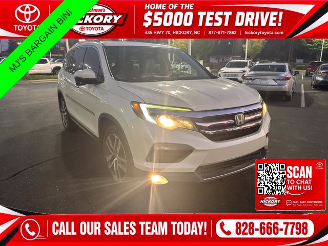 Used 2016 Honda Pilot Touring image 1
