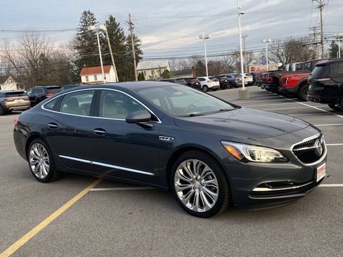 Used 2019 Buick LaCrosse Premium w/ Dynamic Drive Package image 7