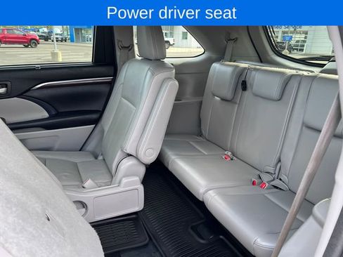Used 2016 Toyota Highlander Limited Platinum AWD/4WD image 7