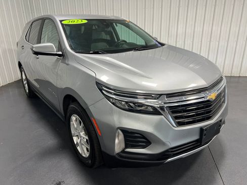 Used 2023 Chevrolet Equinox LT w/ Driver Convenience Package image 22