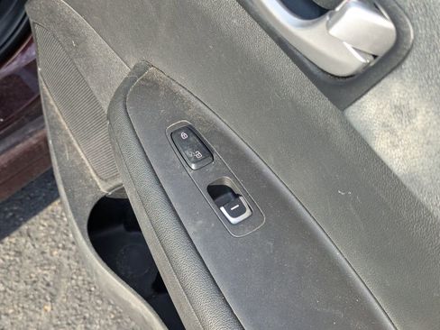 Used 2016 Kia Optima LX image 32