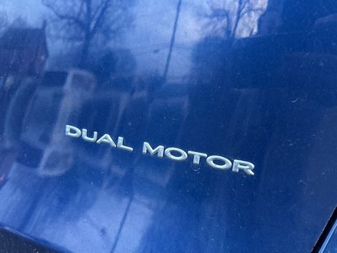 Used 2020 Tesla Model Y Long Range image 8