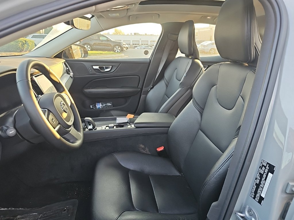 Used 2024 Volvo S60 B5 Core w/ Climate Package FWD image 3