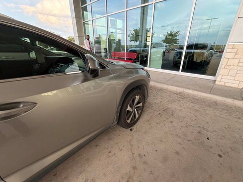 Used 2018 Lexus NX 300 FWD w/ Premium Package image 13