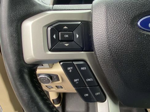 Used 2017 Ford F150 Lariat image 20