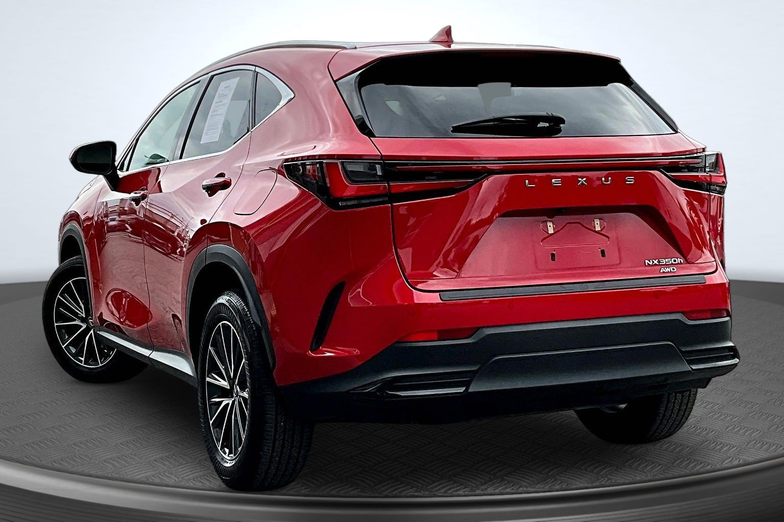 Used 2024 Lexus NX 350h AWD image 3