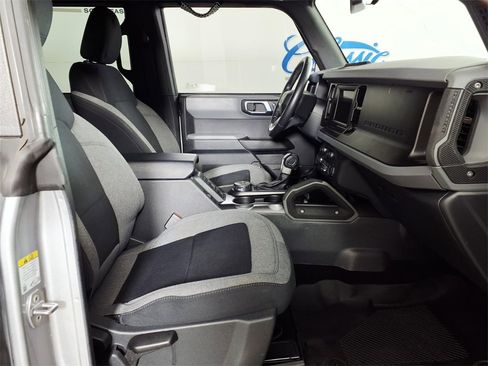 Used 2022 Ford Bronco Big Bend image 12