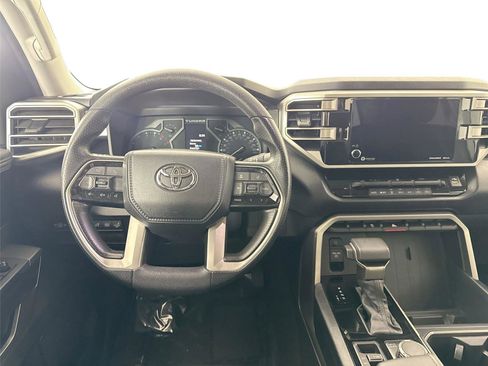 Used 2022 Toyota Tundra SR5 w/ SR5 Convenience Package image 28