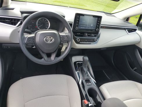 Certified 2021 Toyota Corolla LE FWD image 10