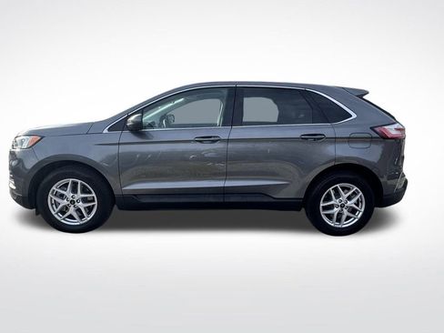 Used 2023 Ford Edge SEL image 2