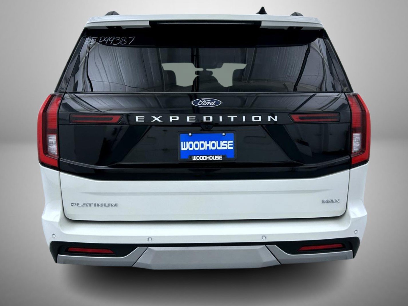 Used 2025 Ford Expedition Max Platinum AWD/4WD image 6
