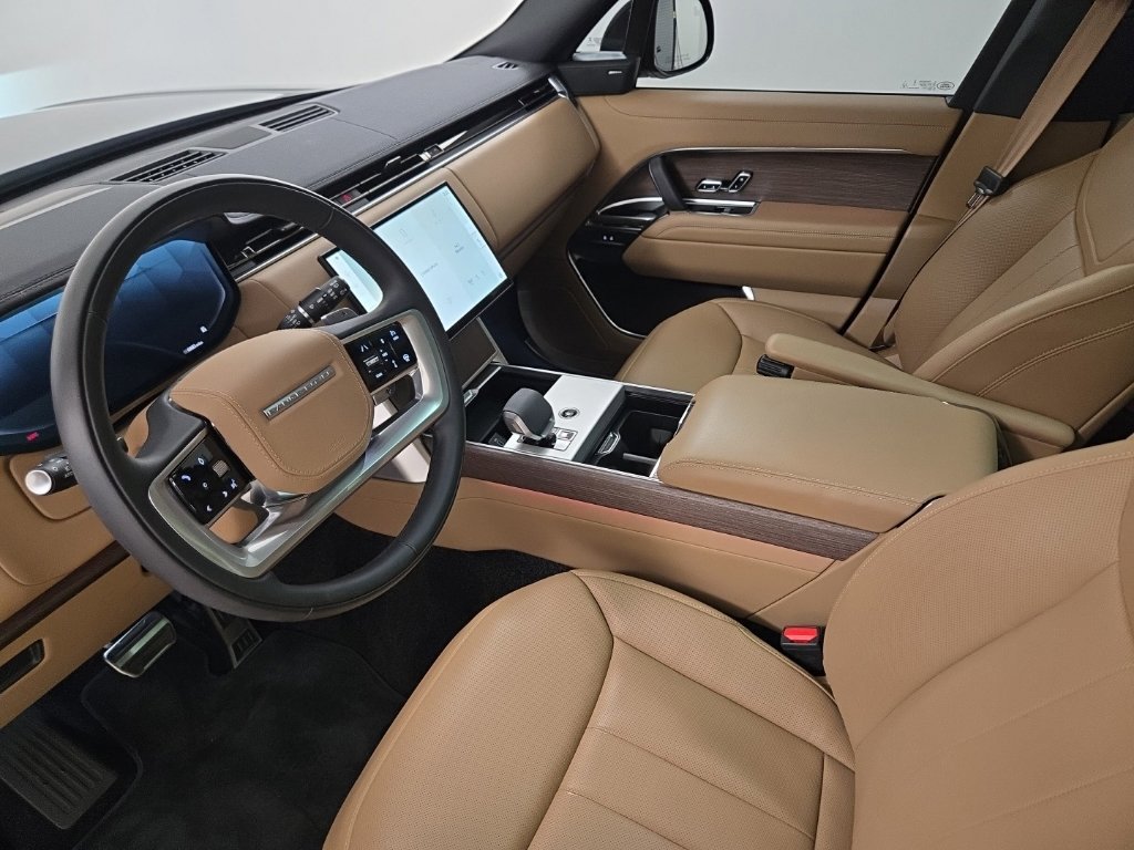 Used 2026 Land Rover Range Rover SE AWD/4WD image 21