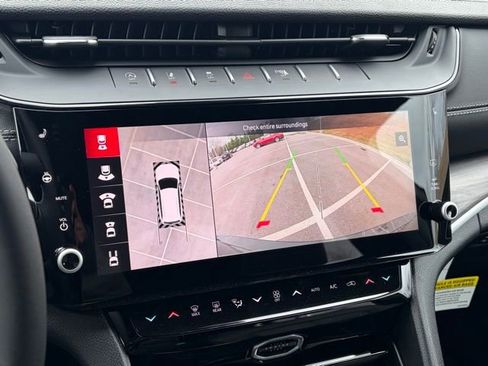 New 2026 Jeep Grand Cherokee Limited image 23