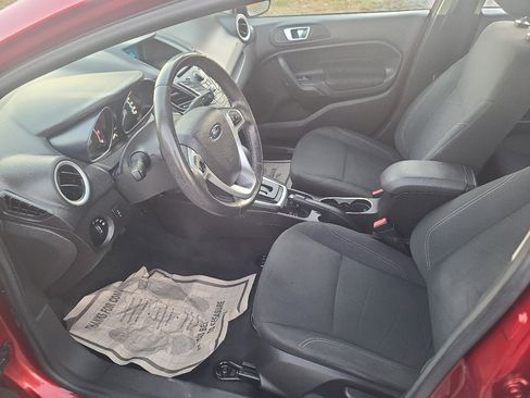 Used 2015 Ford Fiesta SE image 10
