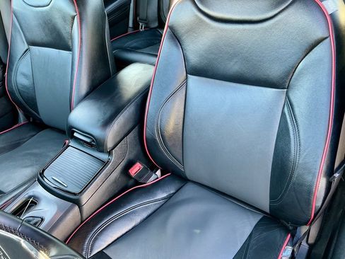 Used 2017 Dodge Charger SE w/ Power Sunroof Group image 37