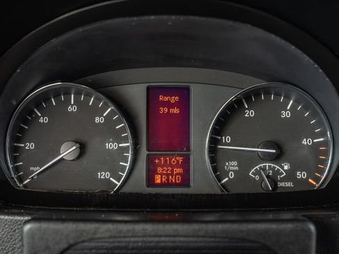 Used 2016 Mercedes-Benz Sprinter 2500 image 25