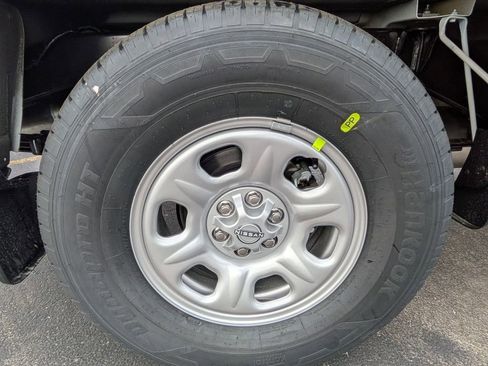 New 2026 Nissan Frontier S image 24