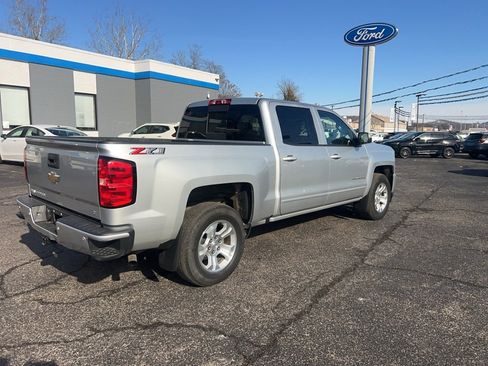 Used 2018 Chevrolet Silverado 1500 LT w/ LT Plus Package image 4