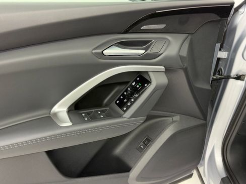 New 2025 Audi Q5 Premium Plus image 25