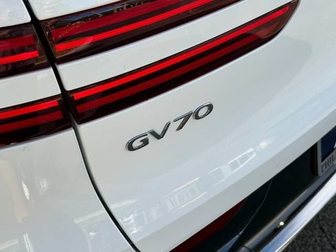 Used 2026 Genesis GV70 2.5T AWD/4WD image 15