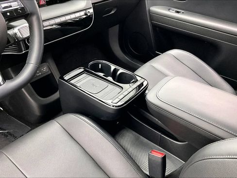 Used 2025 Hyundai Ioniq 5 SEL RWD image 15
