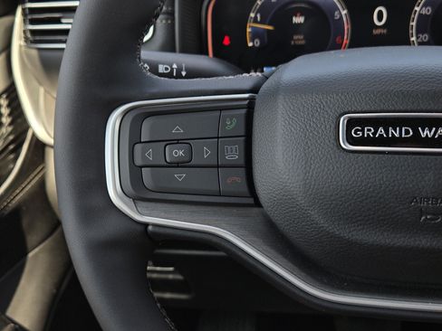 New 2026 Jeep Grand Wagoneer 4WD image 9