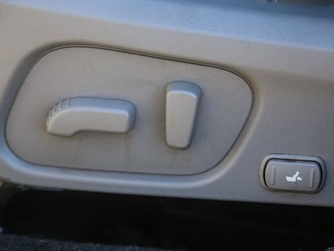 Used 2015 Subaru Forester 2.5i Touring w/ Eyesight & Navigation System image 19